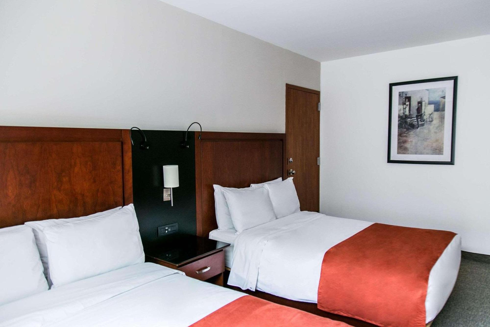 Radisson Poliforum Plaza Hotel León Exteriér fotografie
